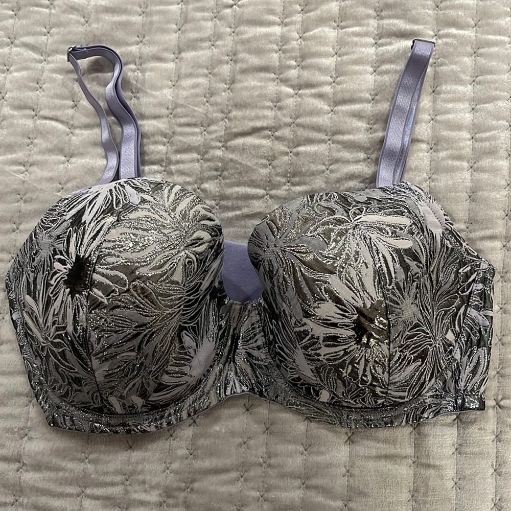 Victoria's Secret Silver Lilac Floral Underwire Bra